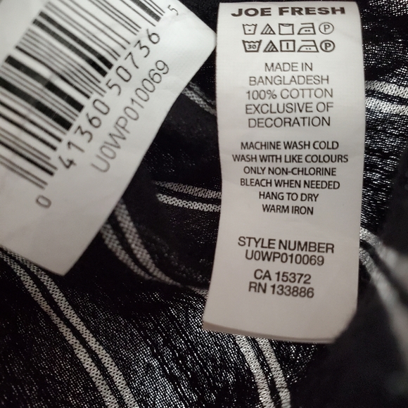 Black & White Stripe Top Size 2X - Picture 4 of 4